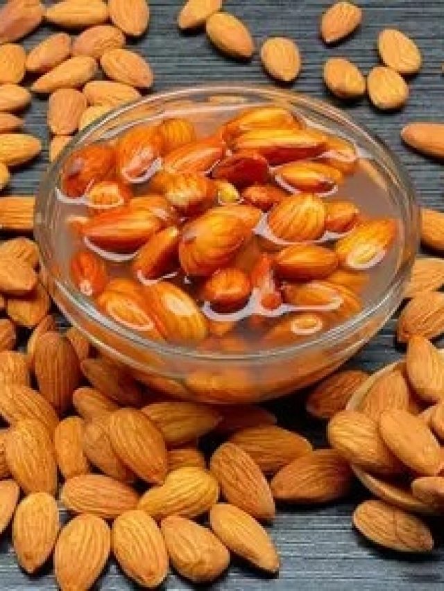 রোজ সকালে আমন্ড তো খান, কতটা জলে-কত ক্ষণ ভিজিয়ে রাখা জরুরি, জানেন?