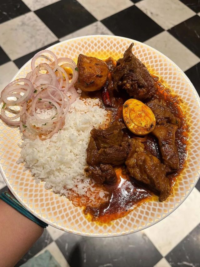 প্রতিদিন কব্জি ডুবিয়ে মাছ-মাংস, খাওয়া উচিত কি?