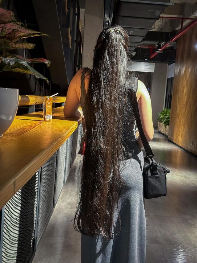 চুল হবে অন্ধকারের মতো কালো, শুধু লাগবে এই এক জিনিস