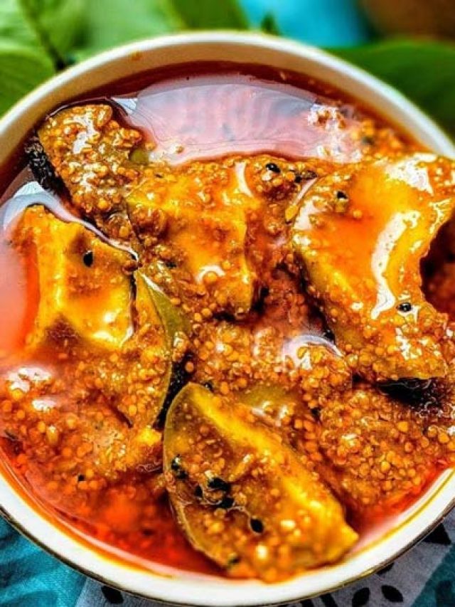 বেঁচে যাওয়া আচারের তেল  রান্নার কাজে লাগান এভাবে, স্বাদ হবে দ্বিগুণ