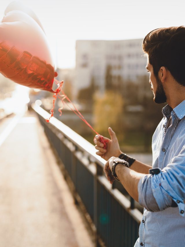 ভরা বসন্তে একা? সিঙ্গেলরা যা করবেন