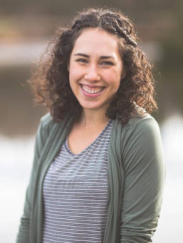 যেসব মানুষ সবসময় হাসিখুশি থাকে, তাদের এসব অভ্যাস থাকে