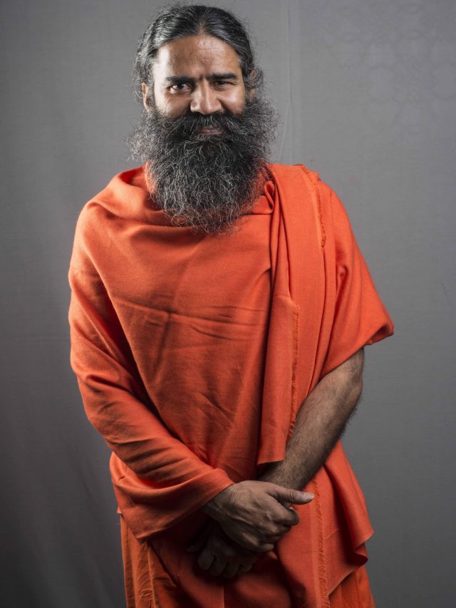 যৌবন 'মই' বেয়ে ওপরে উঠবে, ওষুধ নয়; ৪ সিক্রেট বীজের পরামর্শ রামদেবের