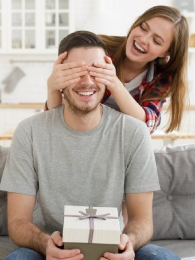 ভ্যালেন্টাইন ডে-র যেসব উপহার কোনওদিন পুরোনো হয় না