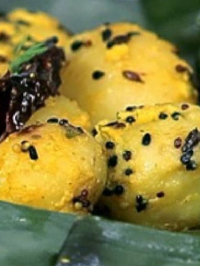 মুখে দিলে বলবেন,  আহা!বানান আলু  ভাপা, রেসিপি রইল