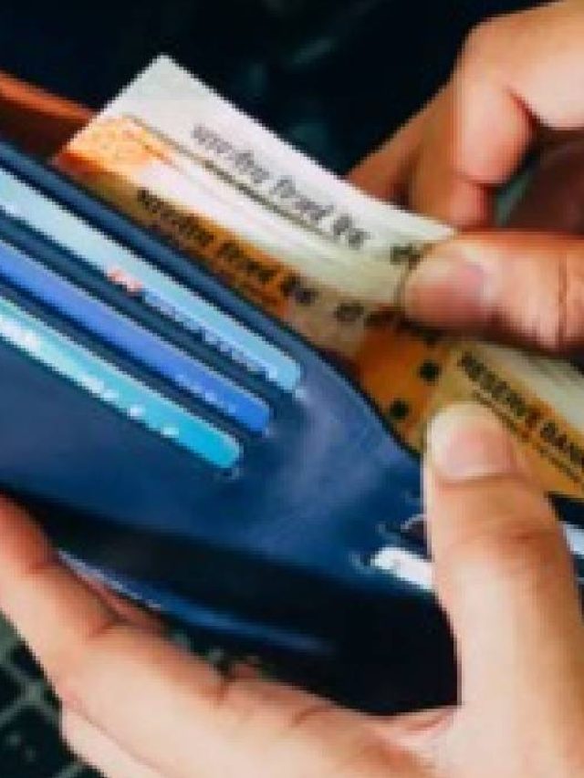 মানিব্যাগে এটা রাখলেই টাকা খরচ হবে, নোট রাখার নিয়ম জানুন