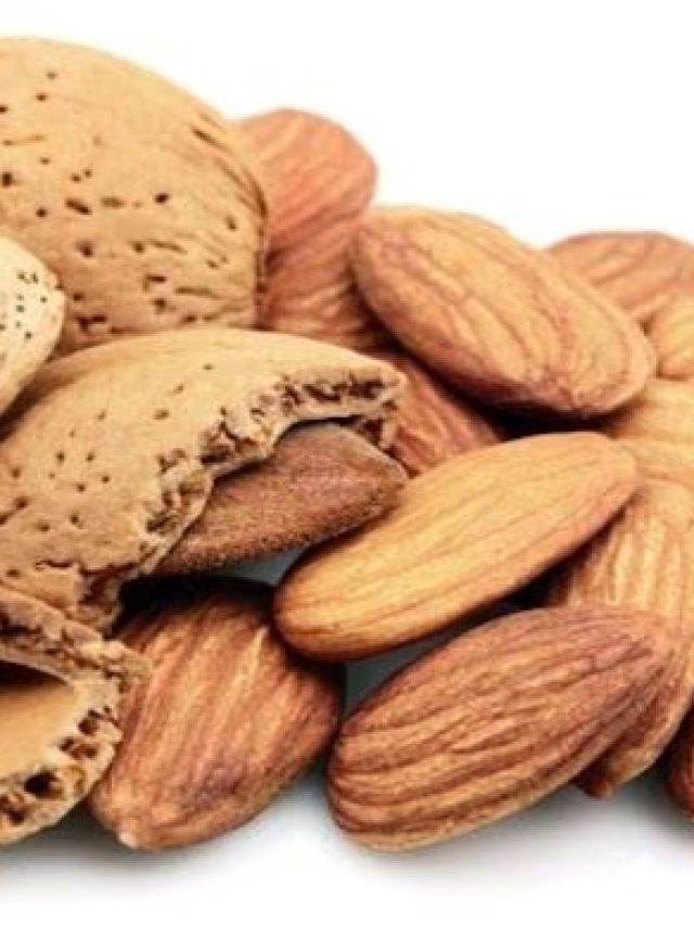 বাদাম খাওয়ার এই ভুলেই কোনও লাভ হয় না, উল্টো পেট খারাপ হতে পারে
