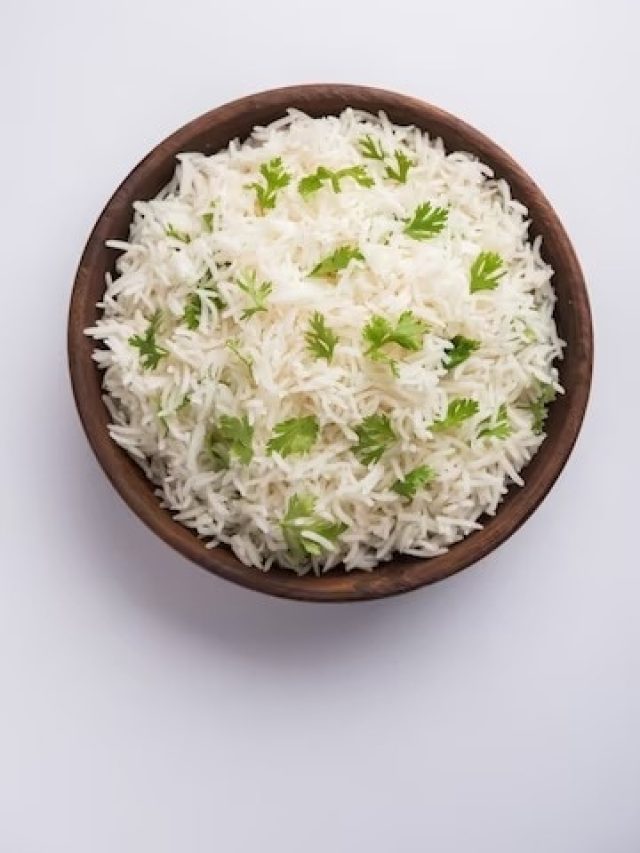 আর গলা নয়, প্রেসার কুকারেও হবে ঝরঝরে ভাত, রইল ঠাকুমার টিপস