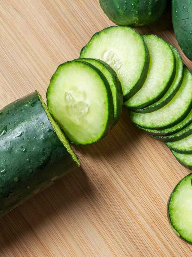 খেতে গেলেই তেতো লাগছে? এভাবে শসা কাটলে হবে না এই ভুল