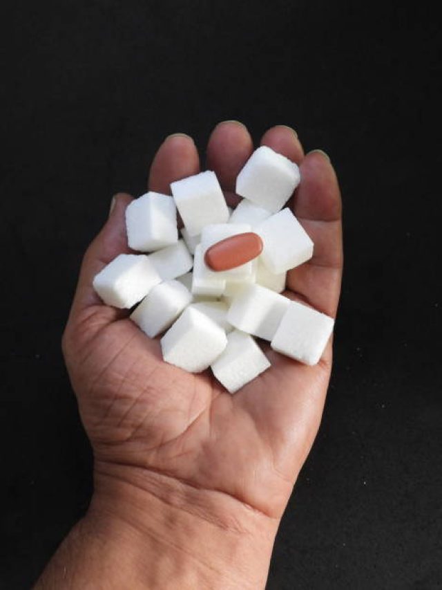 জীবন থেকে বাদ দিন এই ৩ সাদা জিনিস, সুগার ৫ কিমি দূরে থাকবে