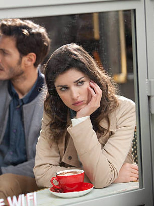 কেউ আপনাকে কষ্ট দিলে কী করবেন? রইল ঘুরে দাঁডানোর বিশেষ টিপস