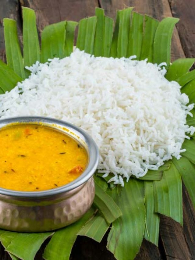 বয়স অনুযায়ী দিনে কতটা ভাত খাবেন? ডায়েটেশিয়ানের টিপস