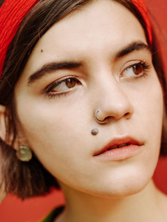 আঁচিল কেড়েছে সৌন্দর্য!এই ৫ ঘরোয়া উপায়েই মিলবে বিড়ম্বনা থেকে মুক্তি