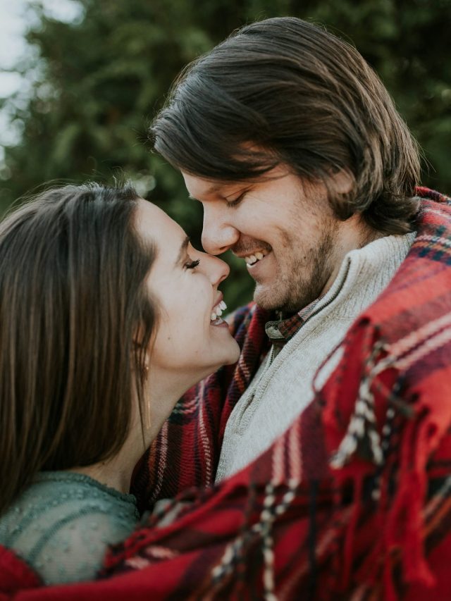 যে ১০ কথায় গলে যাবে প্রেয়সীর মন, মাস্ট ট্রাই