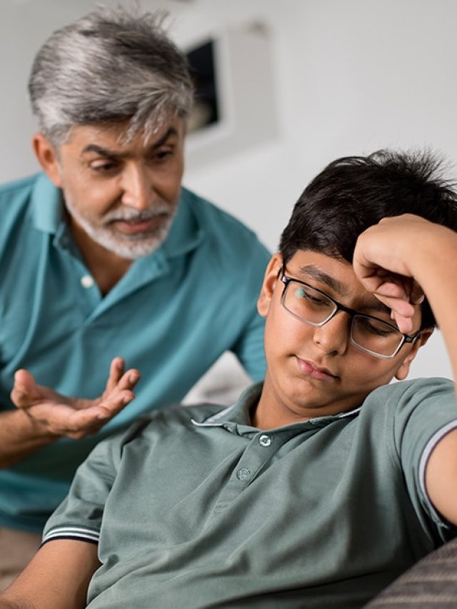 সন্তান কথা শোনে না-তর্ক করে? বকাঝকা না দিয়ে কী করবেন জানুন