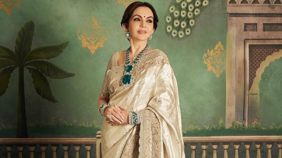 Nita Ambani ने पहनी 54 करोड़ की डायमंड रिंग... बेहद खास है इसमें जड़ा हीरा, आप भी देखें