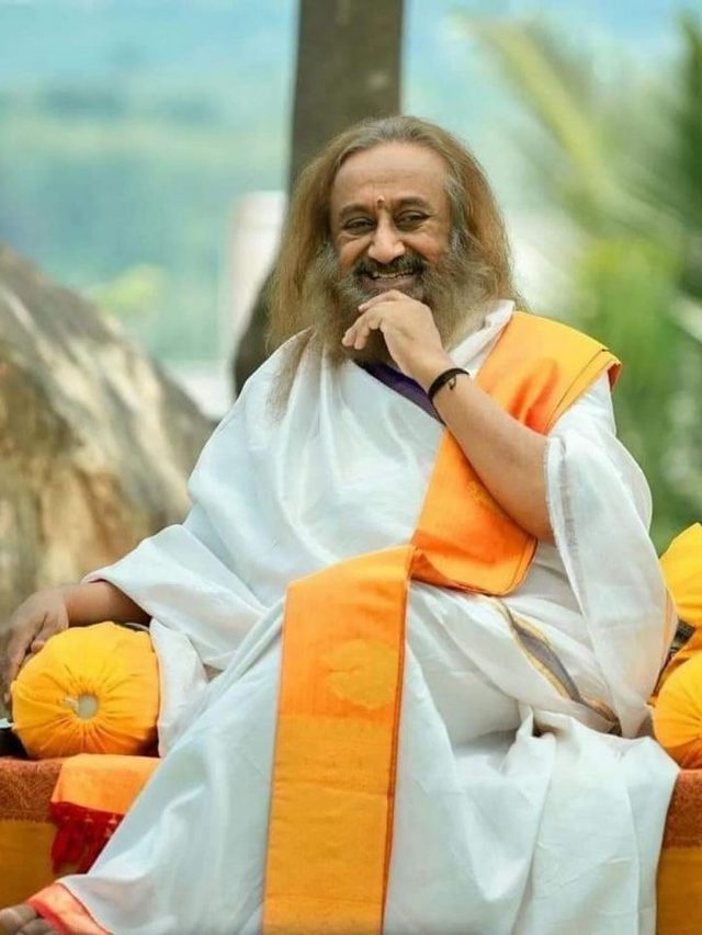 ভালবাসা আজীবন অটুট থাকবে, বিবাহিতদের জন্য  রবিশঙ্করের ৫ টিপস