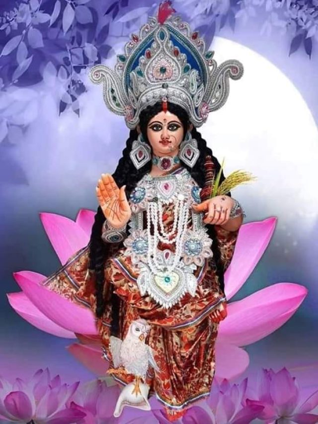 অনেকেই ভুল করে, বাড়ির এদিকে লক্ষ্মীর ছবি-মূর্তি রাখলেই মেলে ধন-সম্পদ