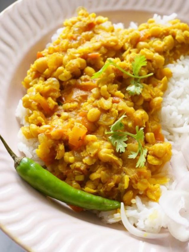 ছোলার ডাল ভাতের দিয়ে খাবেন? ধাবা স্টাইলে বানান এভাবে