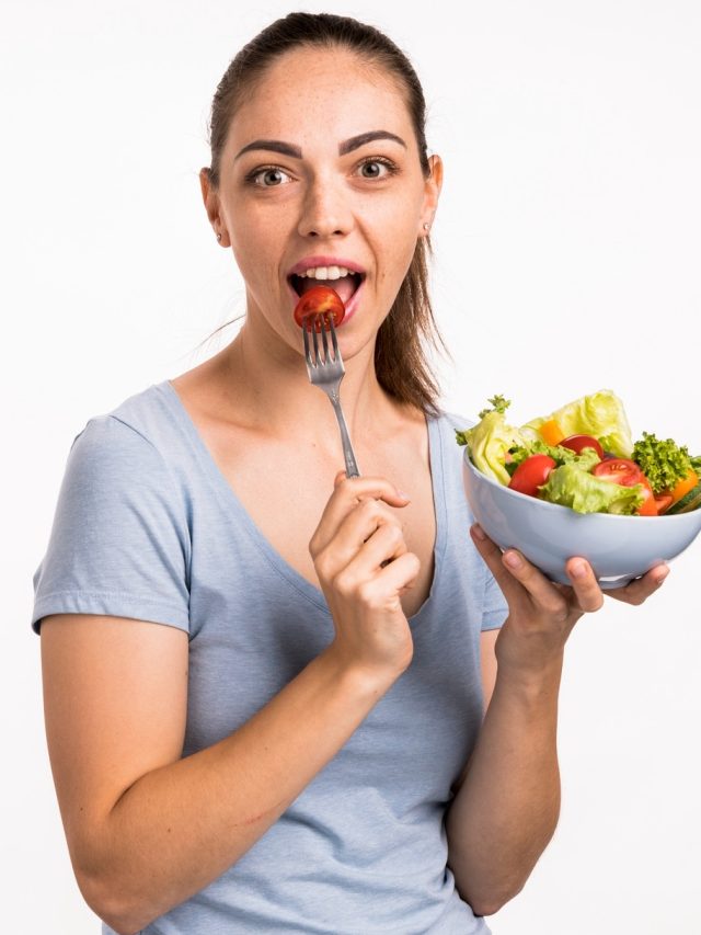 সরু পেটে গরু আঁটবে, হজমশক্তি বাড়াতে কতবার খাবার চিবনো জরুরি?