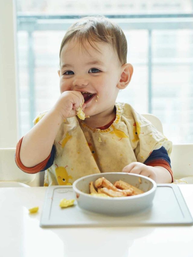 বাচ্চাদের খালি পেটে এসব খাওয়ালে বিপদ, পেরেন্টিং টিপস