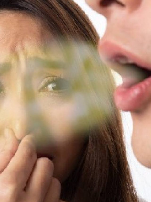 মুখ খুললেই নর্দমার মতো দুর্গন্ধ? এই পাতা চিবোলেই বেরোবে সুগন্ধ