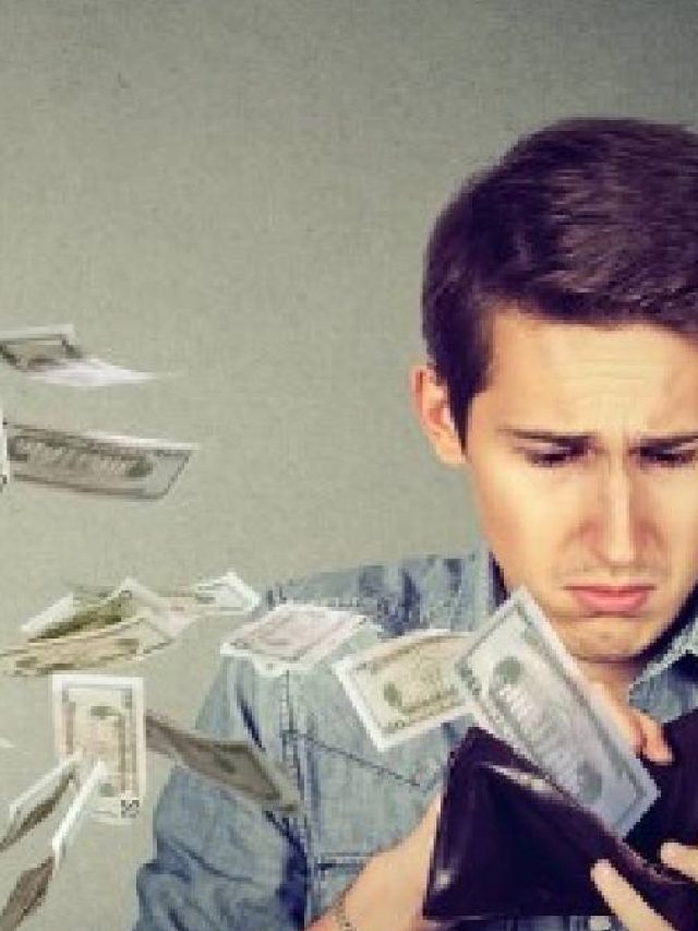 ফুর্তি করতে টাকা ওড়ান স্ত্রী? পকেট গড়ের মাঠ হচ্ছে আপনার? এই কাজেই খেলা ঘুরবে