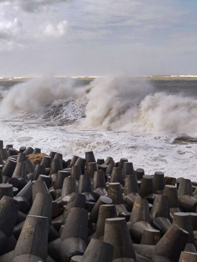 Cyclonic storms likely to double in India as global warming delays weather pattern