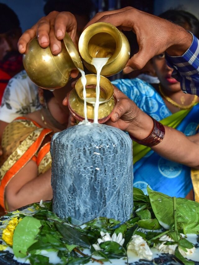 Maha Shivratri 2025 Know the auspicious muhurat and puja vidhi