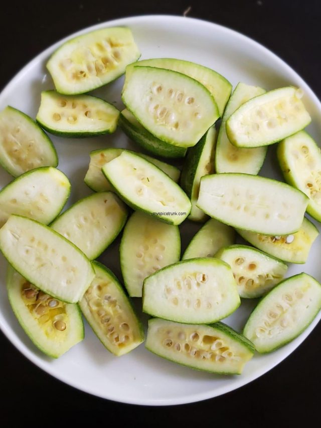 পটলের বীজ খেলে এসব হয়, জানেন?