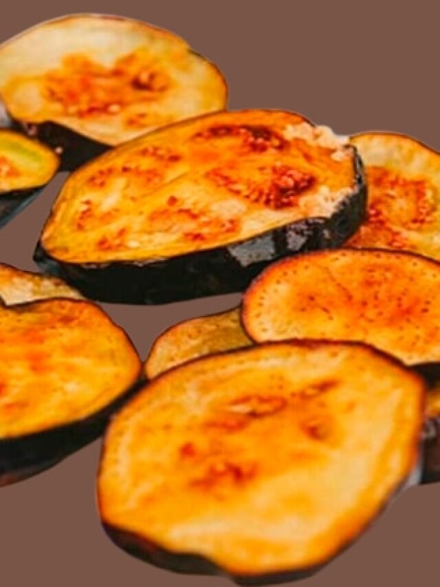 এভাবে বেগুন ভাজলে তেল লাগে নামমাত্র, খেতেও হবে খুব টেস্টি