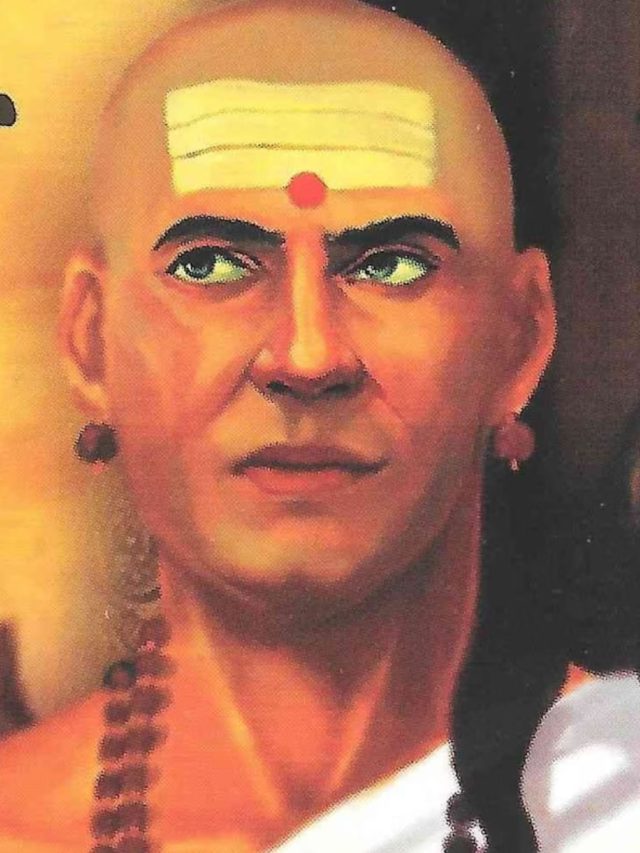 বারবার তীরে এসেও তরী ডুবছে? মানুন চাণক্যের ৭ টিপস