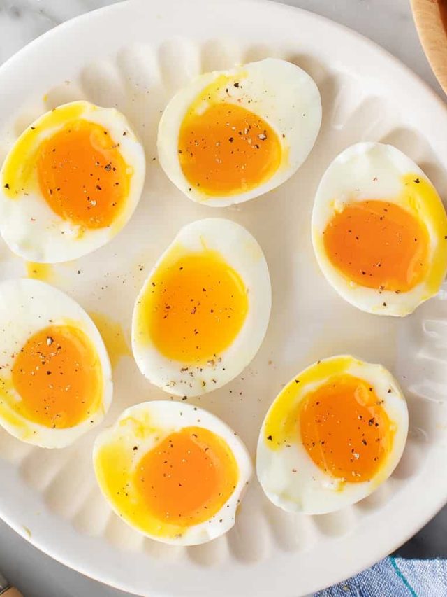 কিছুতেই কুসুম নরম হচ্ছে না, ঠিক এতক্ষণ ফোটান, পাবেন হাফ বয়েল ডিম