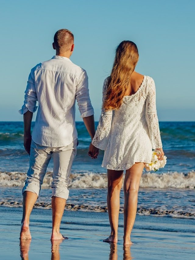 মেয়েরা কেন ডিভোর্সি পুরুষের প্রেমে পড়েন? কারণ জানলে চমকাবেন