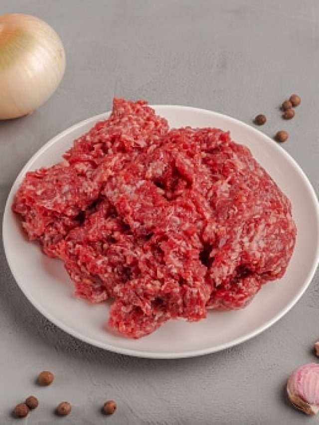 বাড়িতেই দোকানের মতো মাটন কিমা, মিক্সার বা মেশিন ছাড়াই; সহজ পদ্ধতি