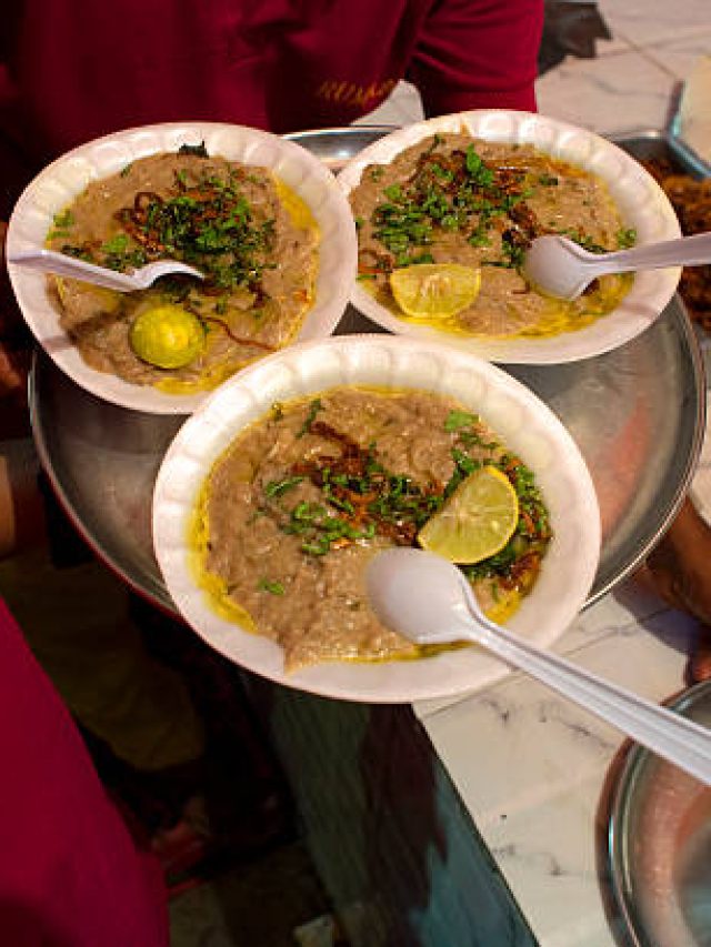 রমজান মাসে হালিম খেতে চান? কলকাতার এসব জায়গাতেই মেলে সেরাটা