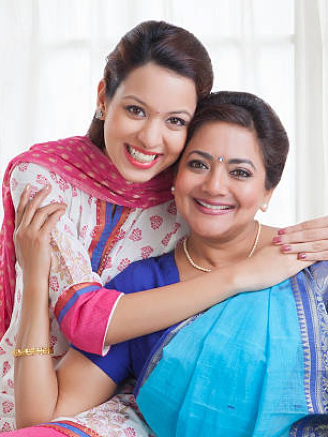 বিয়ের আগে মেয়েকে এই ৪ জিনিস অবশ্যই শেখাবেন, বাবা-মায়েরা জেনে নিন