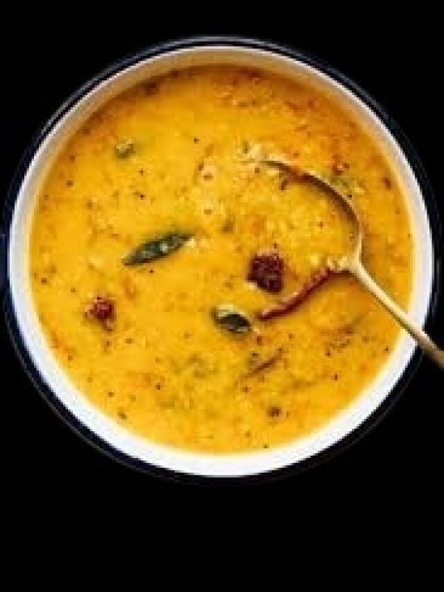 ডাল রান্নার সময় কখন হলুদ আর নুন দেবেন? প্রায় সবাই ভুল জানে