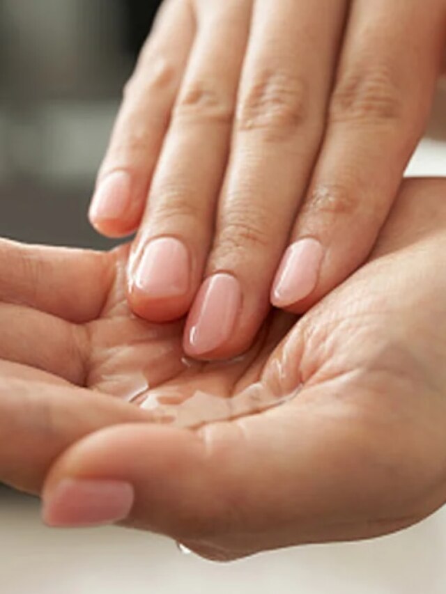 বুড়ো বয়সেও থাকবেন যুবক, বিছানায় উঠেই করুন এই কাজ