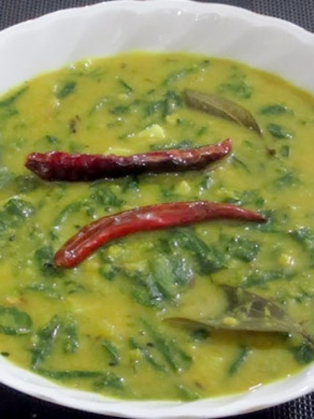 বয়সকালেও যৌবন নাচতে নাচতে ফিরে আসবে, রোজের পাতে রাখুন এই শাকের ডাল