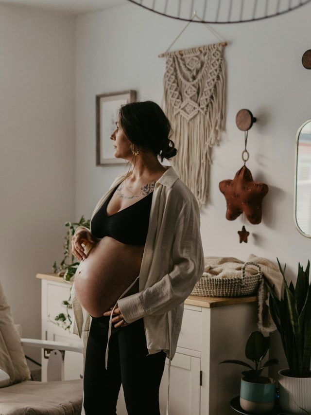 বয়স আর বাধা নয়! এভাবেই ৫৮ বছরে সিধু মুসেওয়ালার মায়ের কোলে এল সন্তান