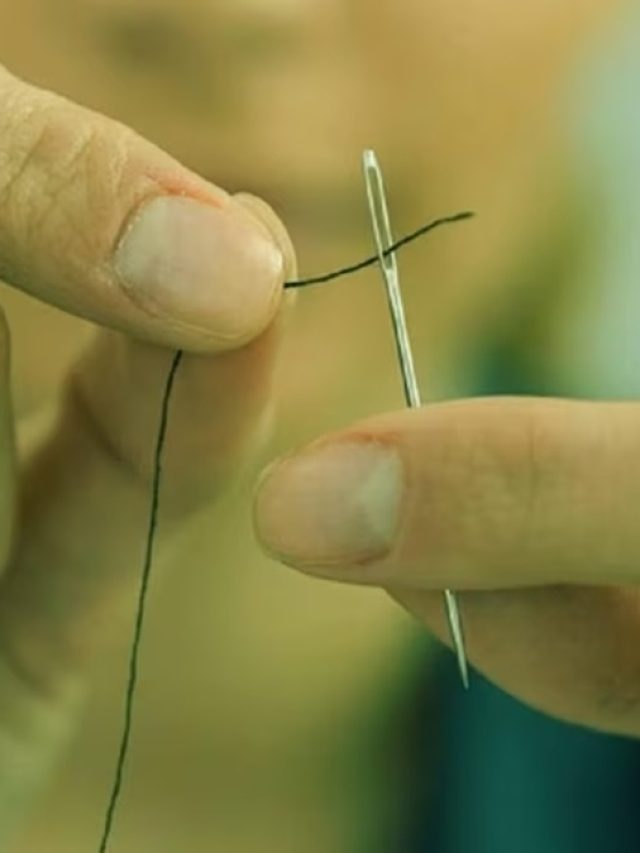 মাত্র ৫ সেকেন্ডেই সূচে সুতো পরানোর হ্যাকশ জেনে নিন