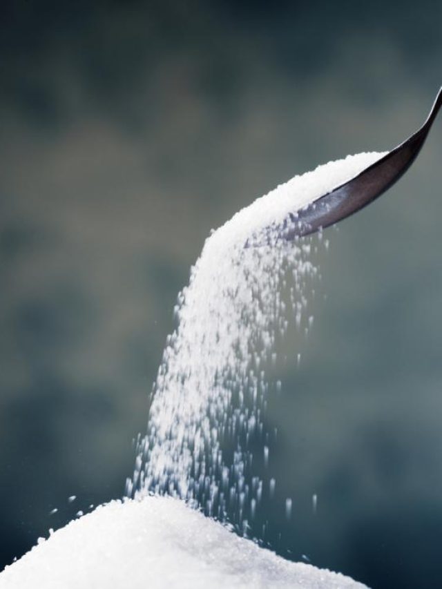 জাস্ট ১ সপ্তাহ চিনি খাবেন না, আপনার শরীরে এসব খেলা হবে