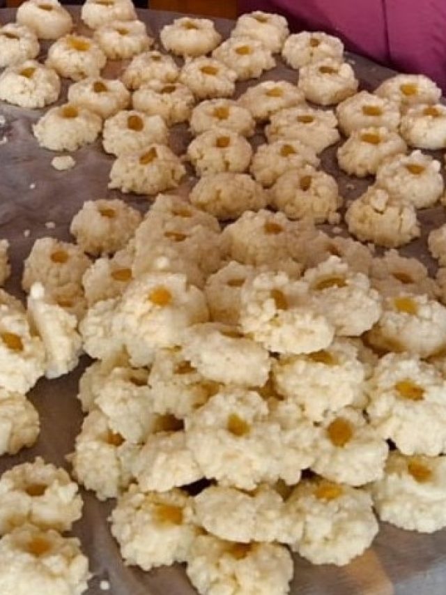 বাঙালিরা চেখে দেখুন বরিশালের গুঠিয়া সন্দেশ, মুখে দিলেই আহা, রেসিপি