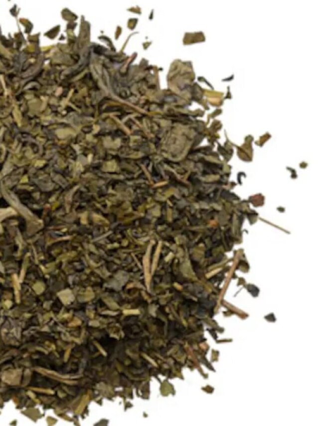 চা পাতা দিয়েই তৈরি হবে সার, আর আবর্জনায় ফেলবেন না