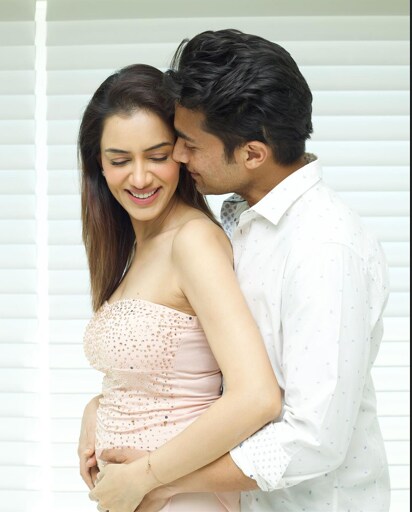 शादी के 7 साल बाद दूसरी बार मां बनेगी एक्ट्रेस, फ्लॉन्ट किया बेबी बंप,  बताया कब होगी डिलीवरी - 33 year old smriti khanna is going to become mother  second time after
