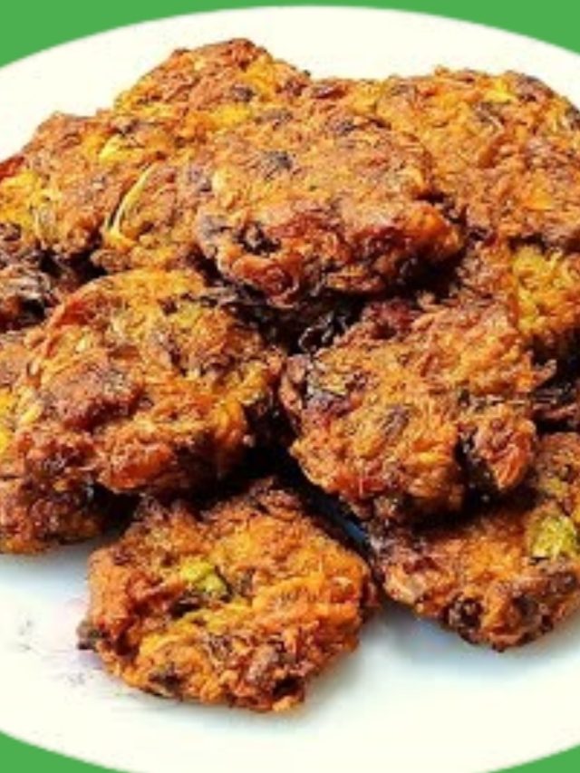 কুমড়ো বা বক ফুল না, এভাবে বানান গাঁদা ফুলের মুচমুচে বড়া