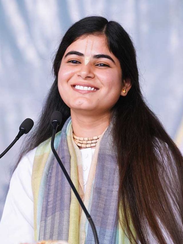 জীবনে সুখ-শান্তি-সফলতা পাবেন, দেবী চিত্রলেখার এই ১০ কথা মনে গেঁথে নিন