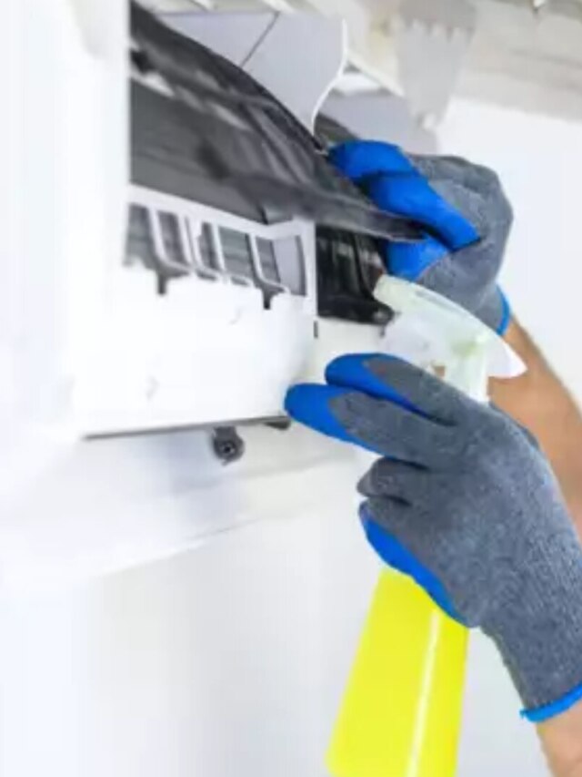 লোক ডাকার দরকার নেই, এই সহজ ট্রিকসে নিজেই করুন এসি পরিষ্কার