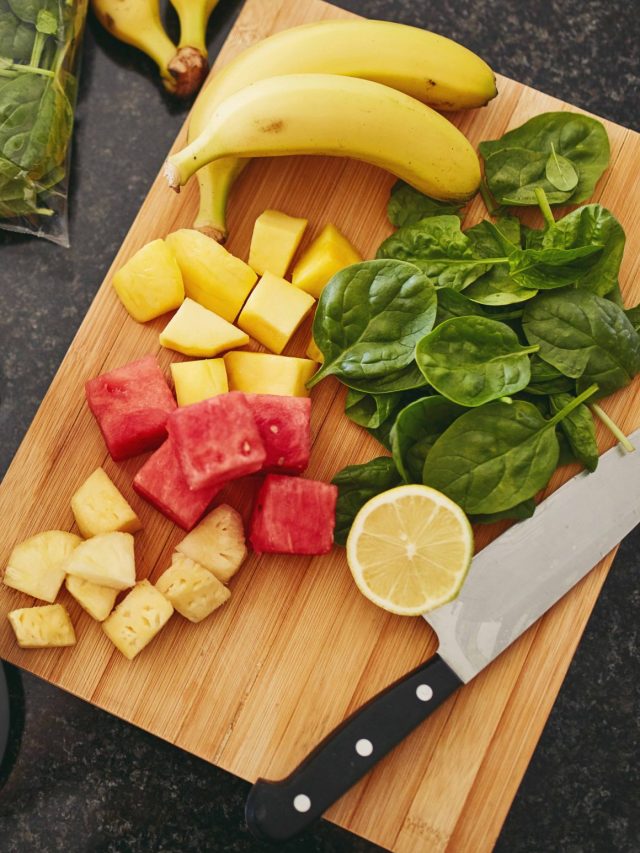 কাটা ফলে কালো দাগ হবে না, ১০ ঘণ্টা রাখলেও; নতুন রাঁধুনিরা এই ৩ 'ট্রিক' জেনে রাখুন